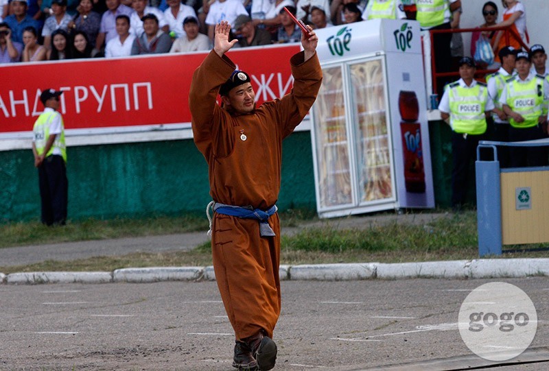 Монгол Улсын заан Батзоригийн Батмөнх