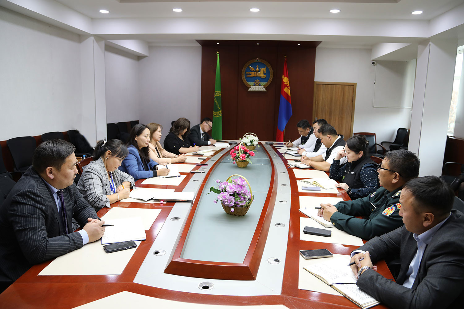  The representatives of the National Human Rights Commission met with the local authorities of Bulgan Province on Tuesday, October 29, 2024.