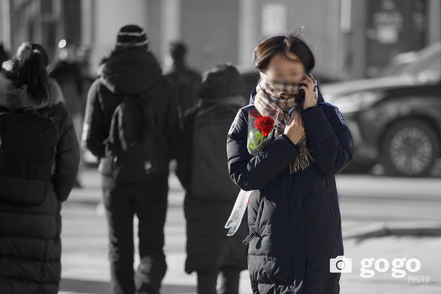 Тэр минь болзоондоо ирсэнгүй...