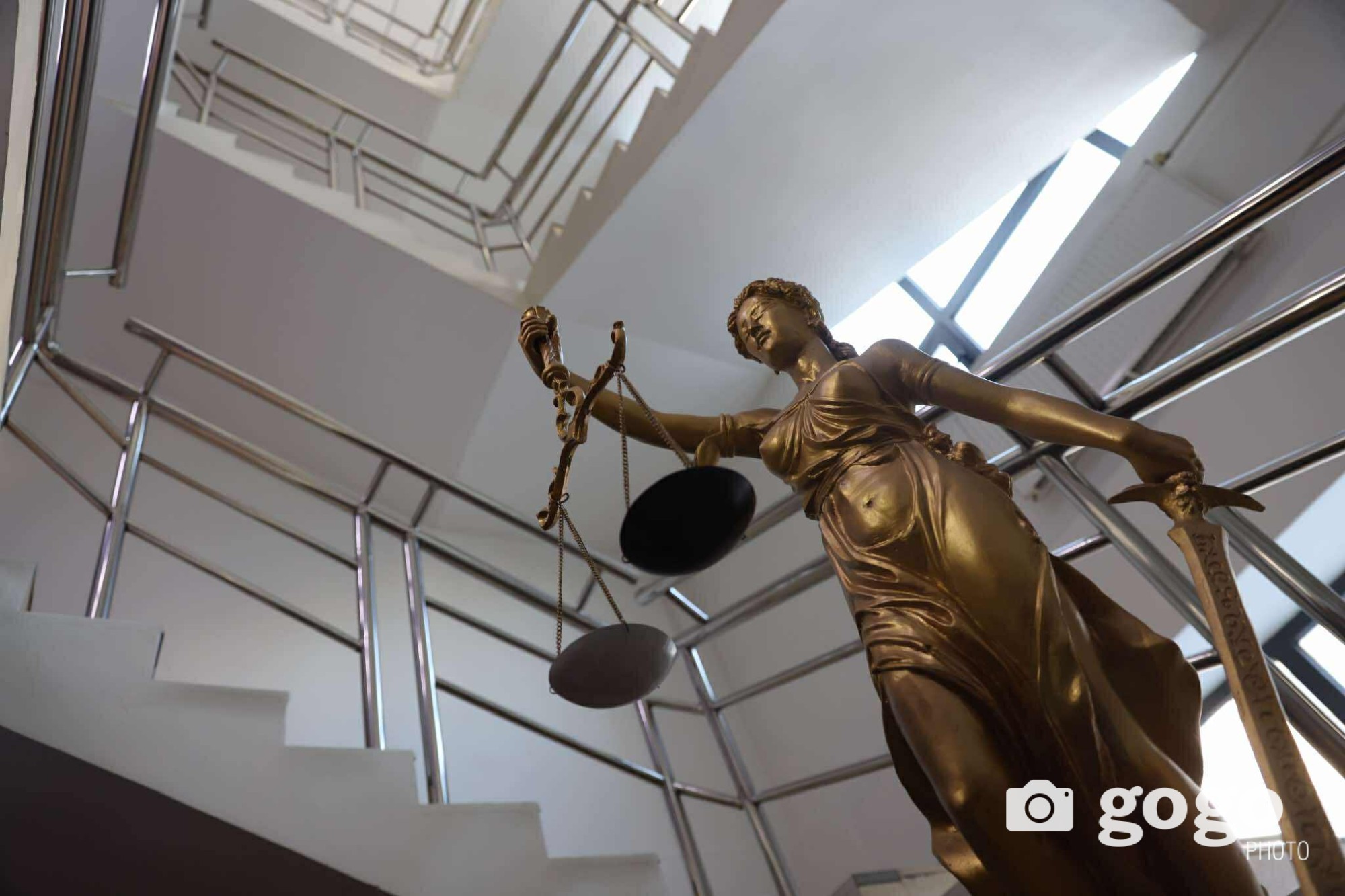 ҮХЦ: Ерөнхий сайдыг огцруулах, итгэл хүлээлгэх тухай маргааны тойм