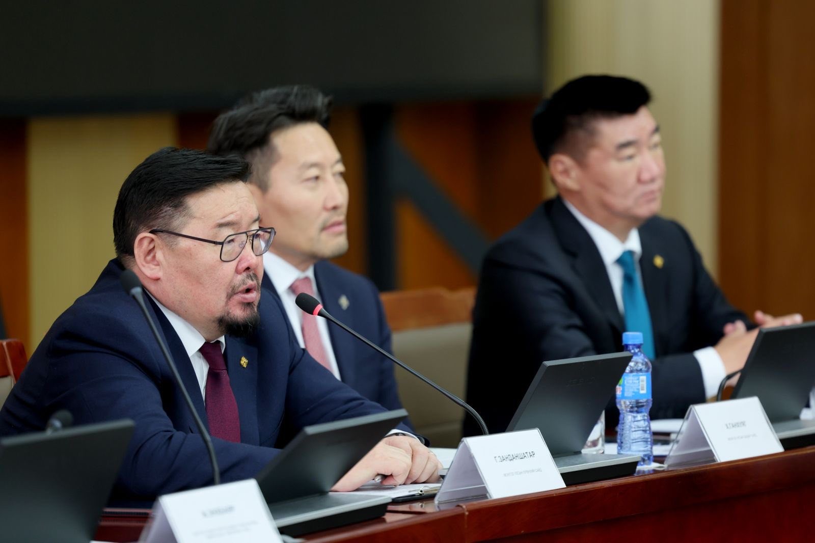 "Төсвийн хөрөнгөөр хайгуул хийж, нөөц, илэрцийг нь тогтоосон ордуудын өгөөжийг ард түмэнд хүртээх нь зөв”