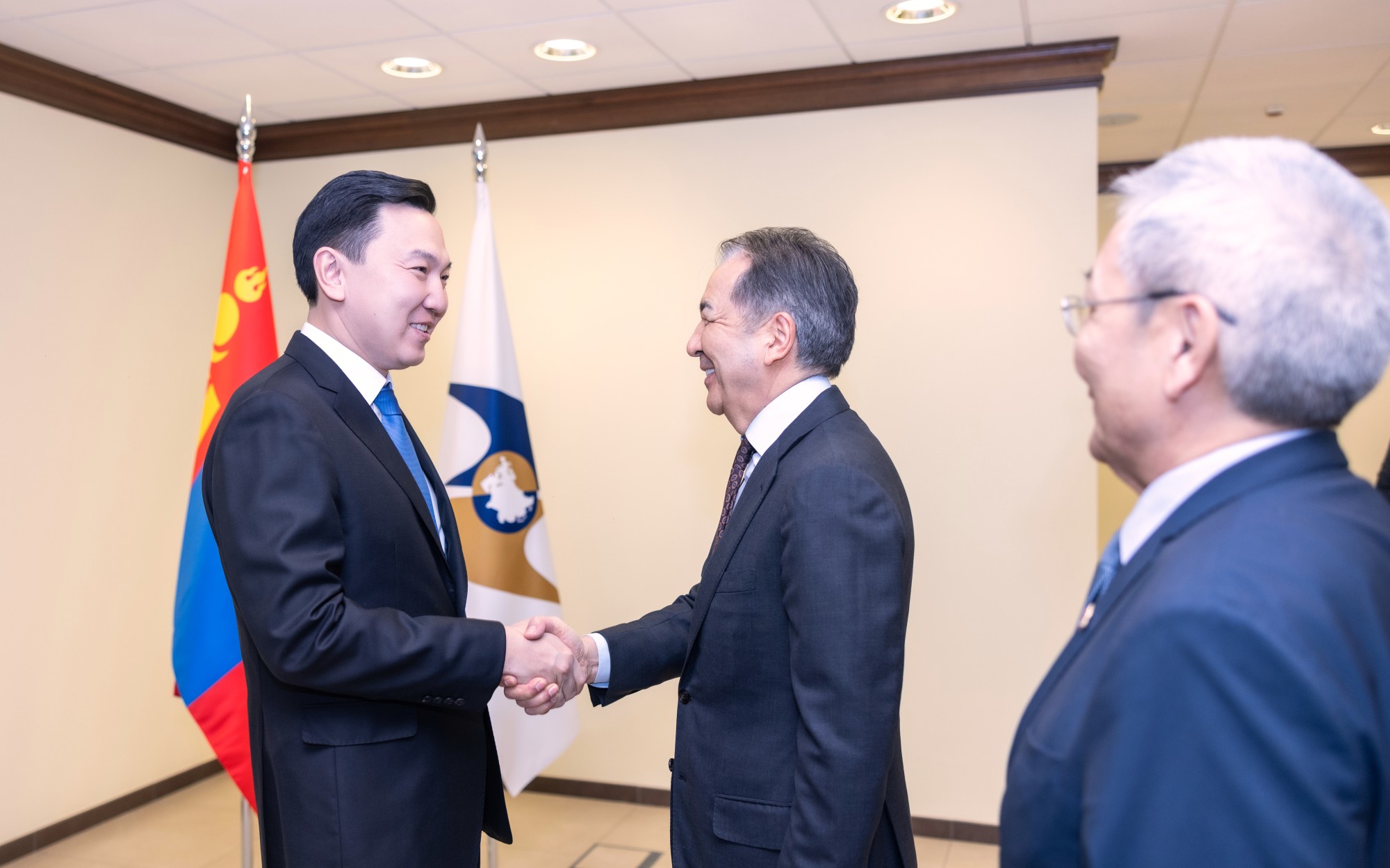 Монгол Улсын Их Хурлын дарга Евразийн эдийн засгийн комиссын Сайд нарын зөвлөлийн дарга Б.А.Сагинтаевтай уулзав