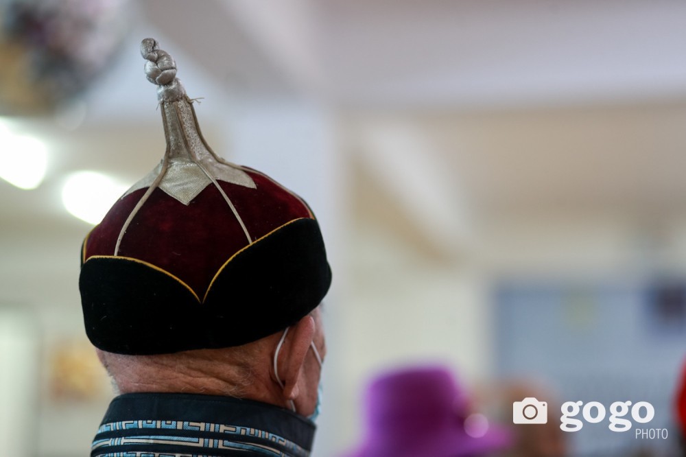 Монгол Улсад 100-аас дээш настай 166 ахмад настан байна