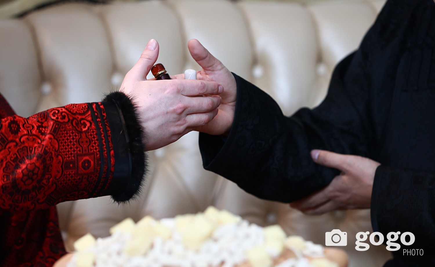 Мэндлэн золгох ёсон