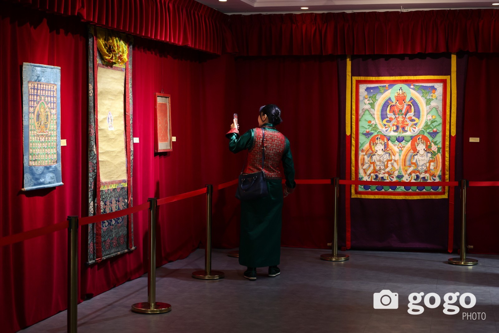 ФОТО: "Нэг өдрийн цагаан дара эх" үзэсгэлэн