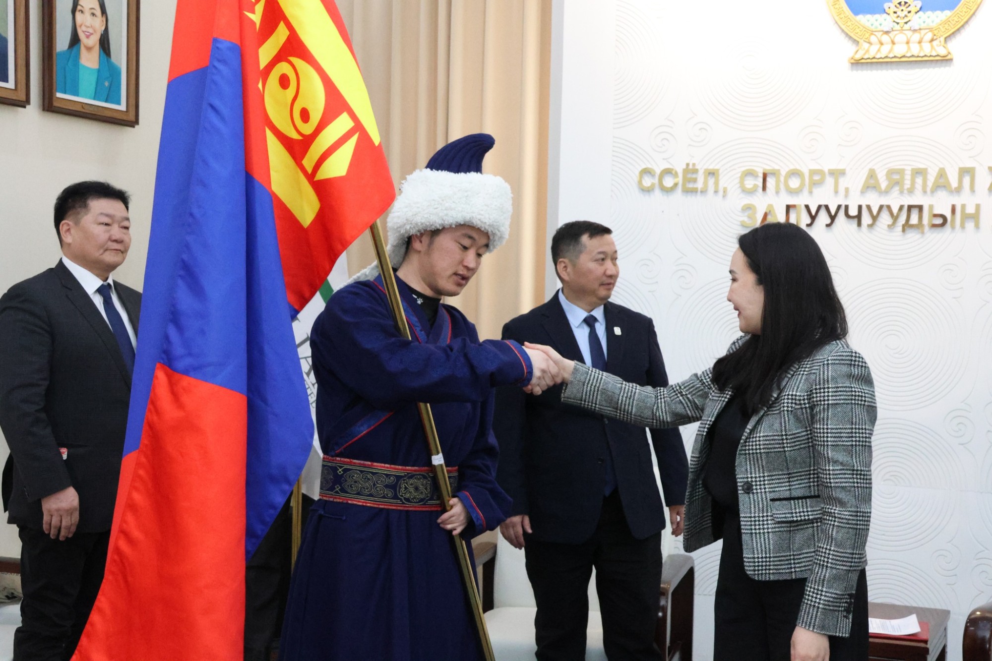 Өвлийн паралимпын “Милан Кортина-2026” наадамд оролцох монголын баг тамирчдыг үдлээ