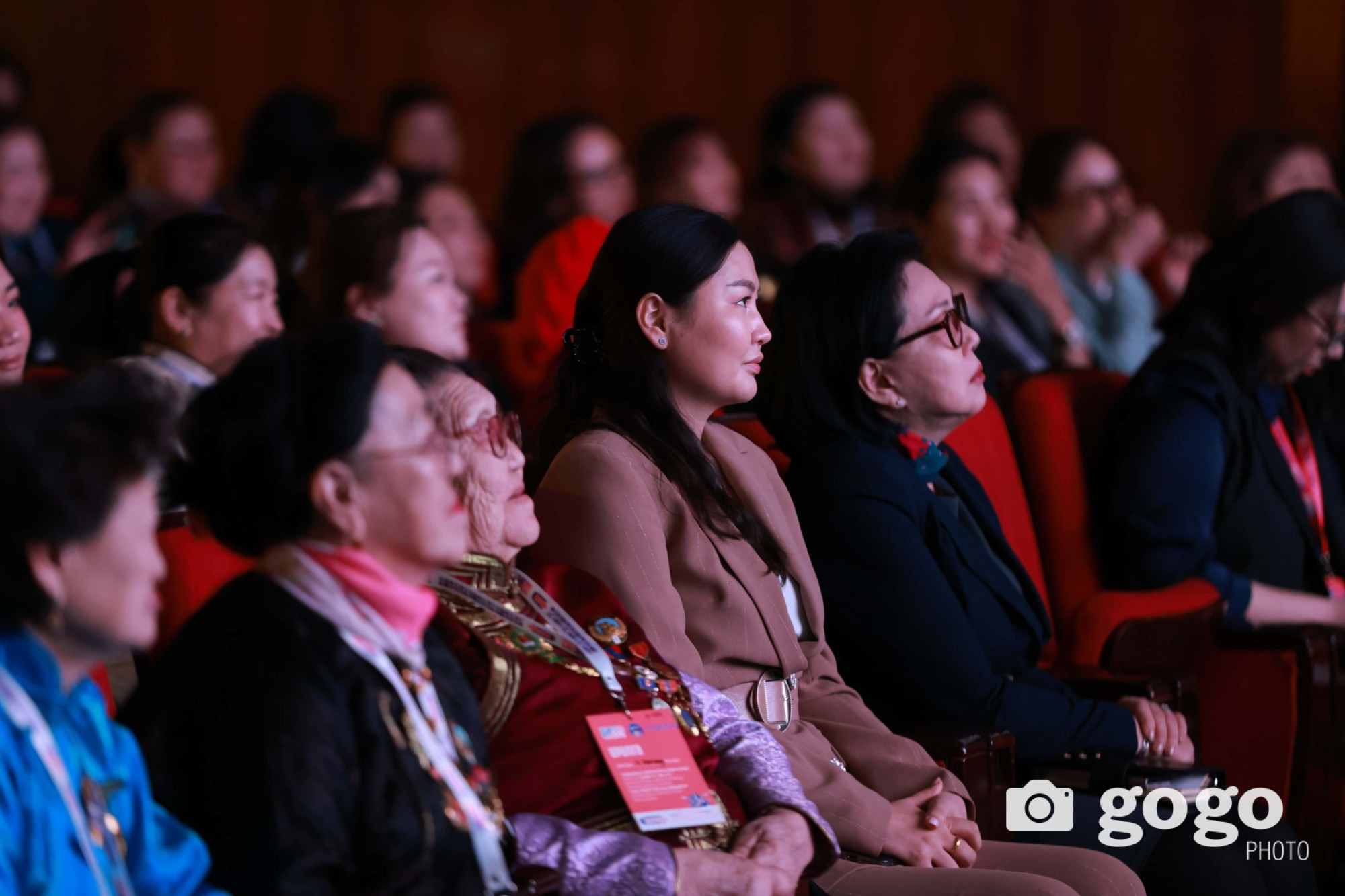 “Баяр уу? Эрх үү?” аяны хүрээнд үндэсний хэлэлцүүлэг болж, 1000 эмэгтэй чуулж байна