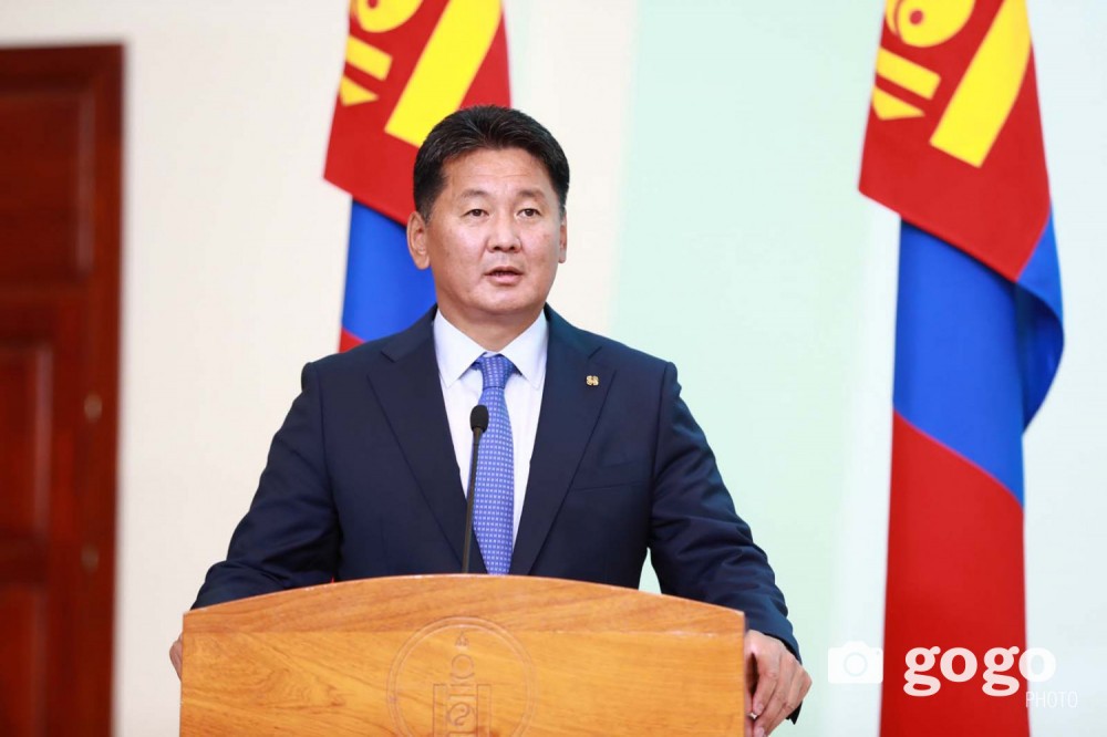 "Ойлгогдох гэж биш хайрлагдах гэж төрсөн бүсгүйчүүдээ аз жаргалтай амьдруулахын төлөө эрчүүд бид зүтгэх ёстой"