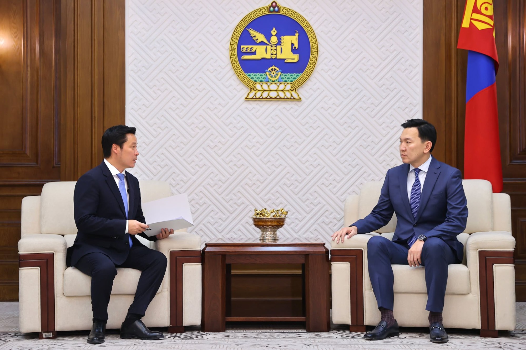 ТӨСӨЛ: Ёс зүйн дүрмийг ноцтой болон удаа дараа зөрчвөл УИХ-ын гишүүнээс эгүүлэн татна