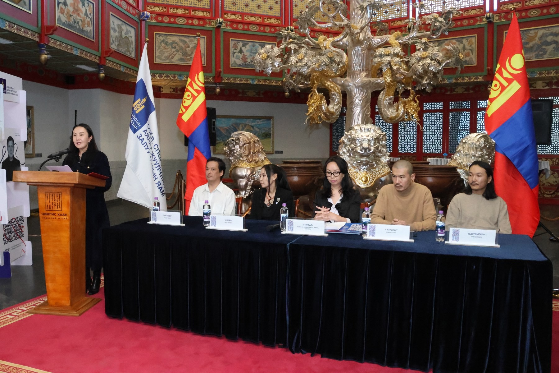 Венецийн 61 удаагийн биеннальд Монгол Улсыг төлөөлөн оролцох уран бүтээлчдийг танилцууллаа