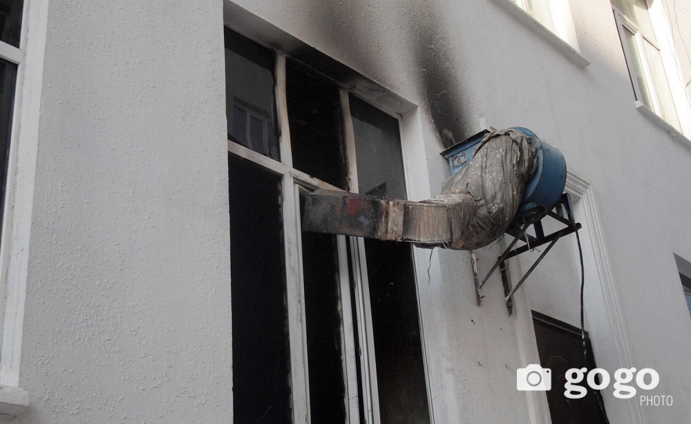 Дархан-Уул аймгийн 9-р сургуульд гал гарч, утаажилтын бүсээс 800 сурагчийг гаргаж ажиллажээ