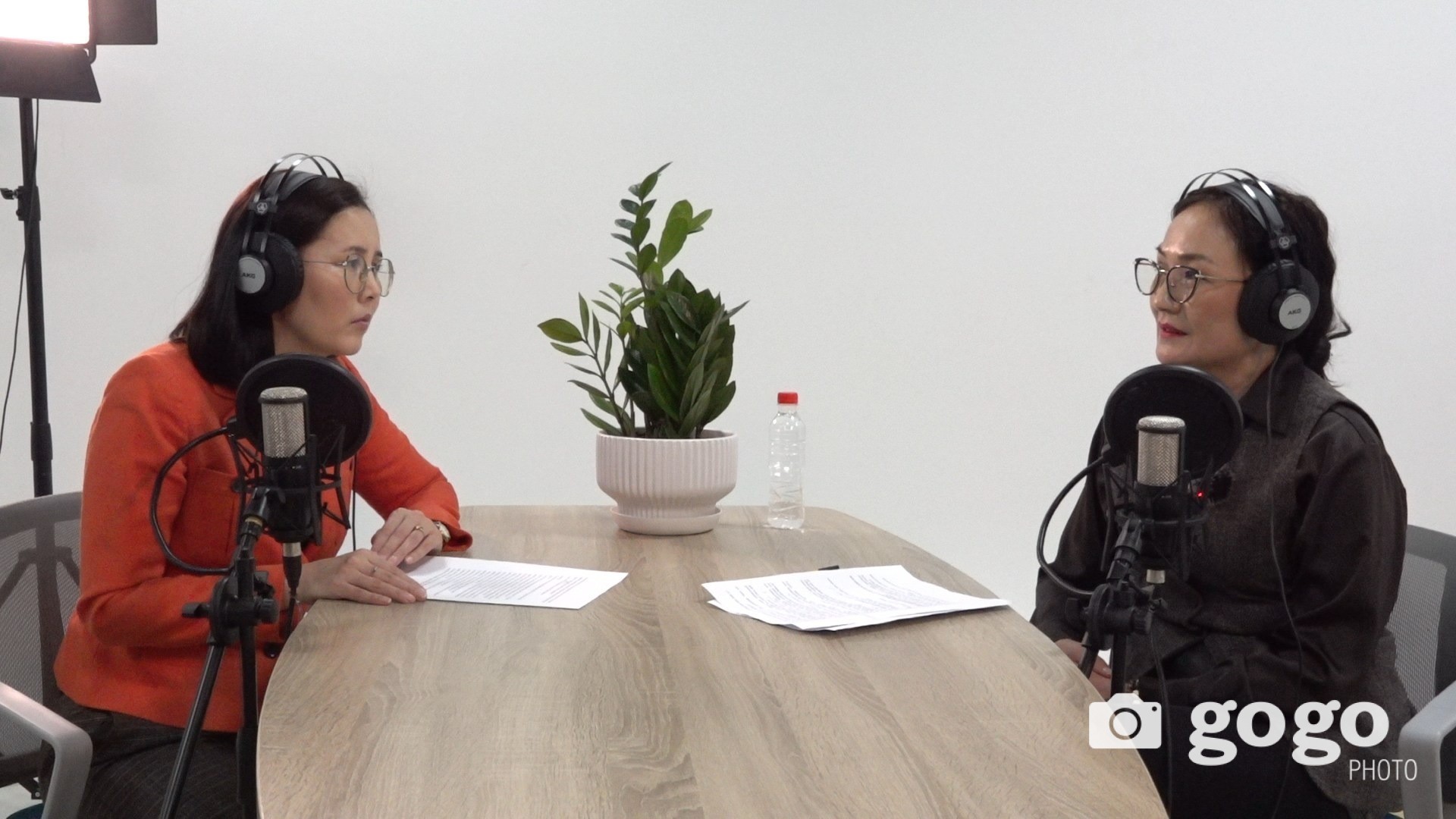 Х.Соёл-Эрдэнэ: Иргэдийн гомдлын дагуу дээж авахад дандаа халуун ус нь зэвтэй байсан. Хүйтэн ус зэвгүй байдаг