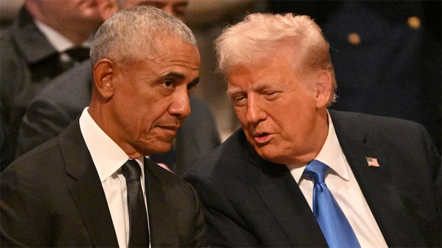 Обамаг арьс өнгөөр ялгаварлан доромжилсон бичлэгтээ уучлал гуйхыг Трампаас шаарджээ