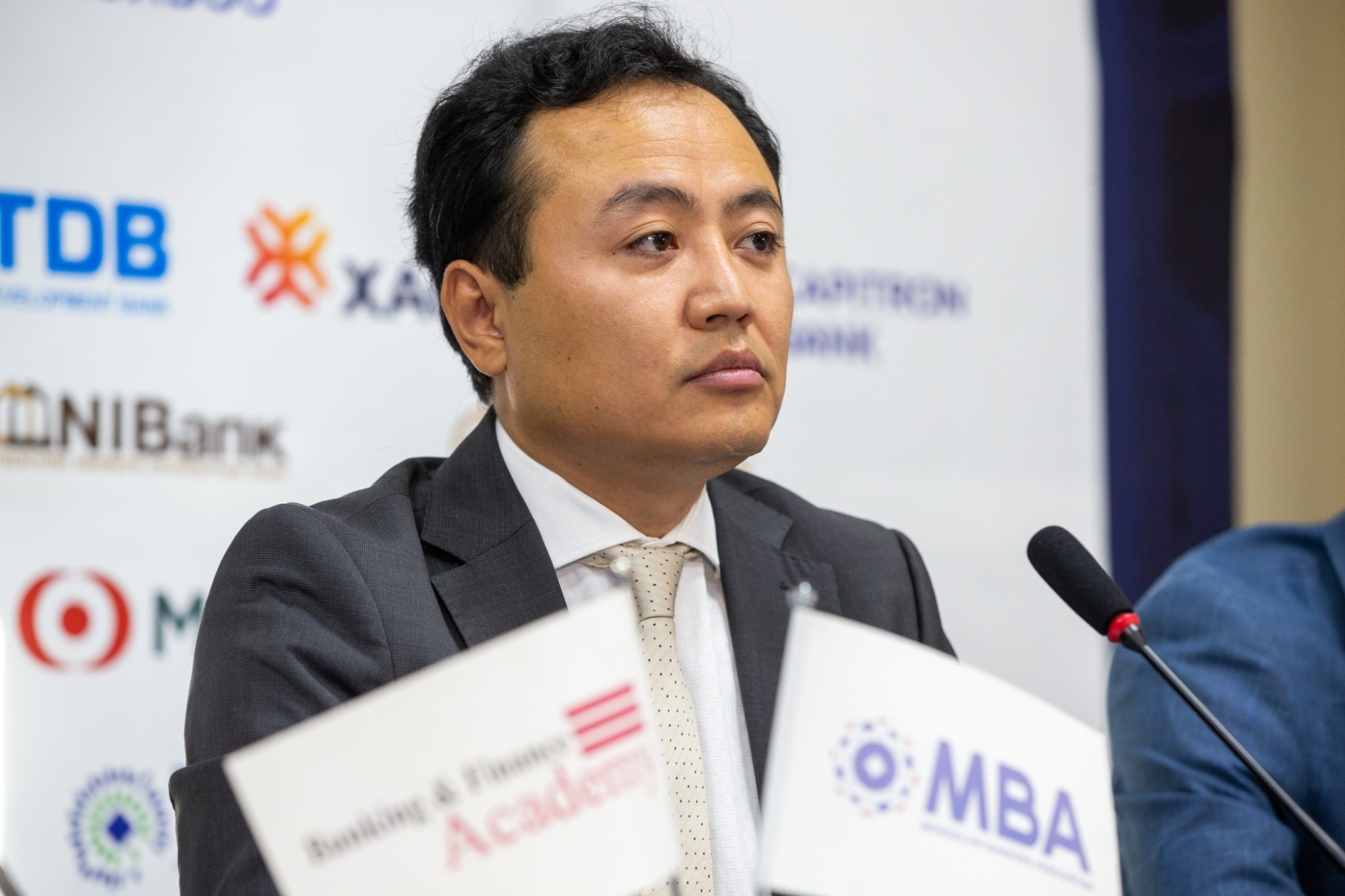 Л.Амар: Зээлийн мэдээллээ үнэгүй авдаг байсныг 3000 төгрөг болгосон нь буруу