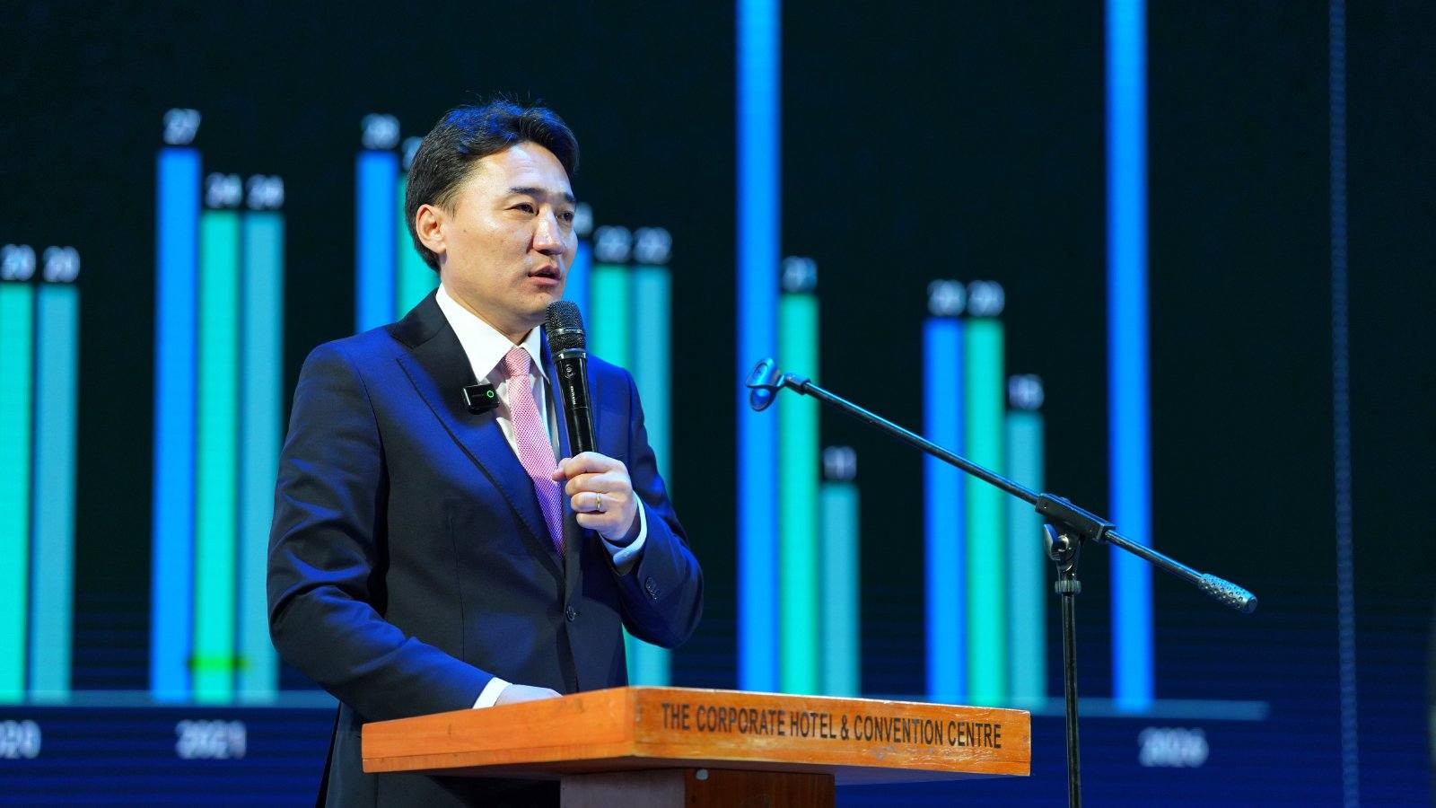 2010 оноос хайгуулын салбар уналтад орсон, одоо "амь тавих" гэж байна