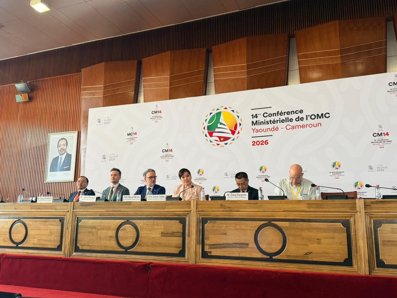 Далайд гарцгүй хөгжиж буй орнуудын сайд нар хуралдаж, хамтарсан тунхаглал баталжээ