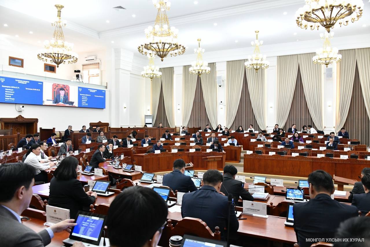 УИХ-ын чуулганы хуралдаан үргэлжилж байна