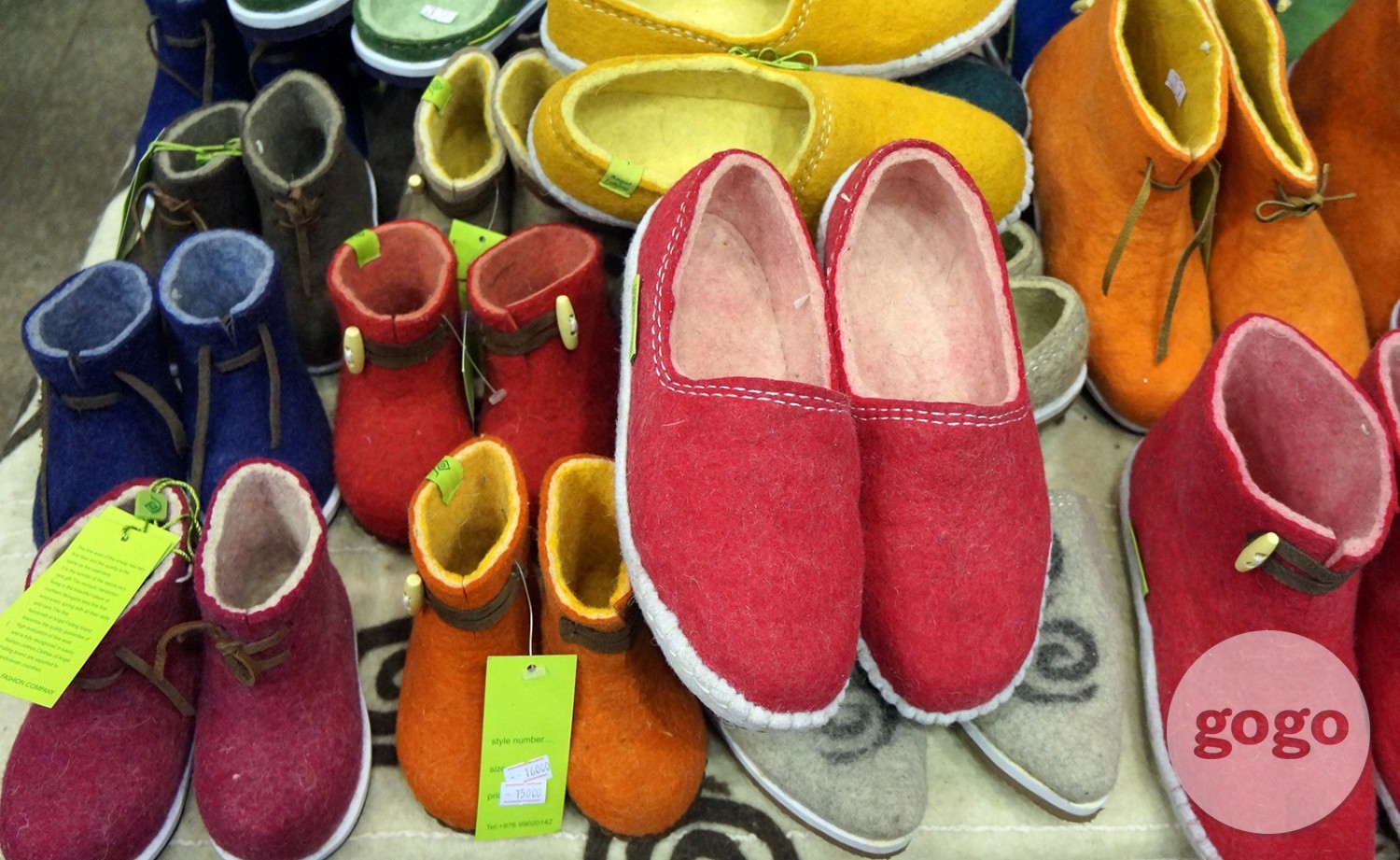 Felt slippers for adult (MNT 18.000) For children (MNT 15.000)