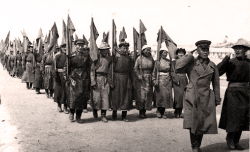 1922 оноос Монгол Улсад Майн баярыг тэмдэглэж эхэлжээ