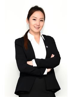 Холбогдох утасны дугаар: 94013390 Цахим шуудан: amarzaya.b@remax.mn