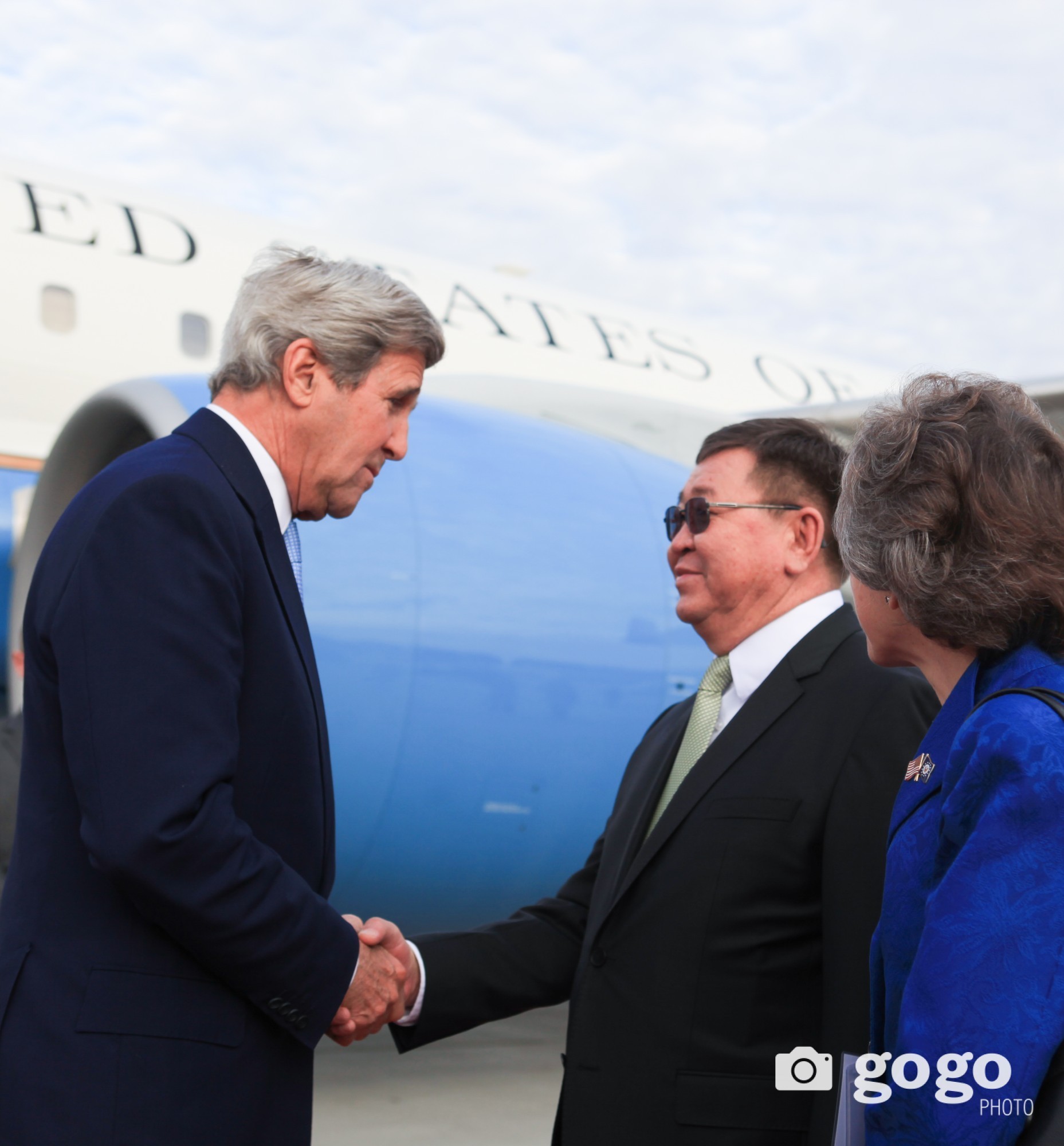 Deputy Minister of Foreign Affairs D.Gankhuyag and U.S. Ambassador to Mongolia H.E. Jennifer Zimdahl Galt