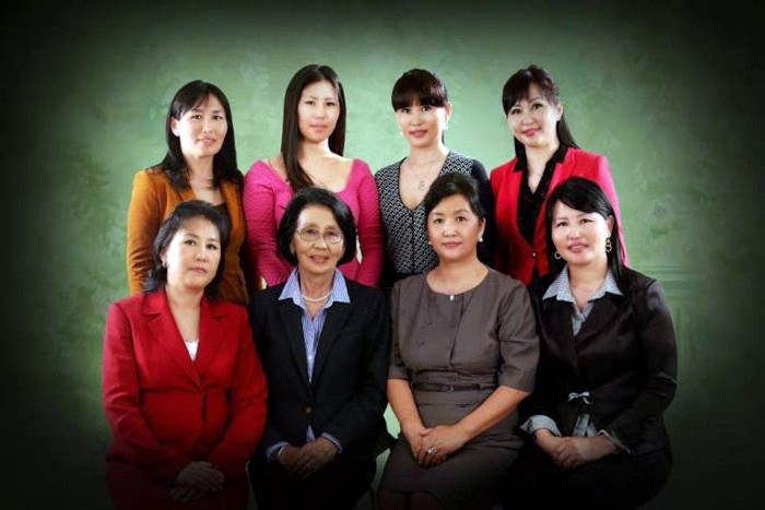 Тухайн үедээ Г.Бямбажаргал “Зүлэг байвал тойроорой