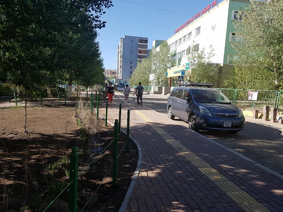 Дөрвөн эмнэлгийн гадна талбайг иргэдийн тав тухыг хангахаар болголоо