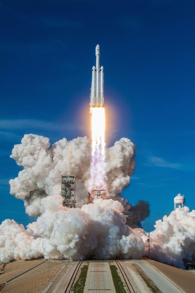 Falcon Heavy пуужин