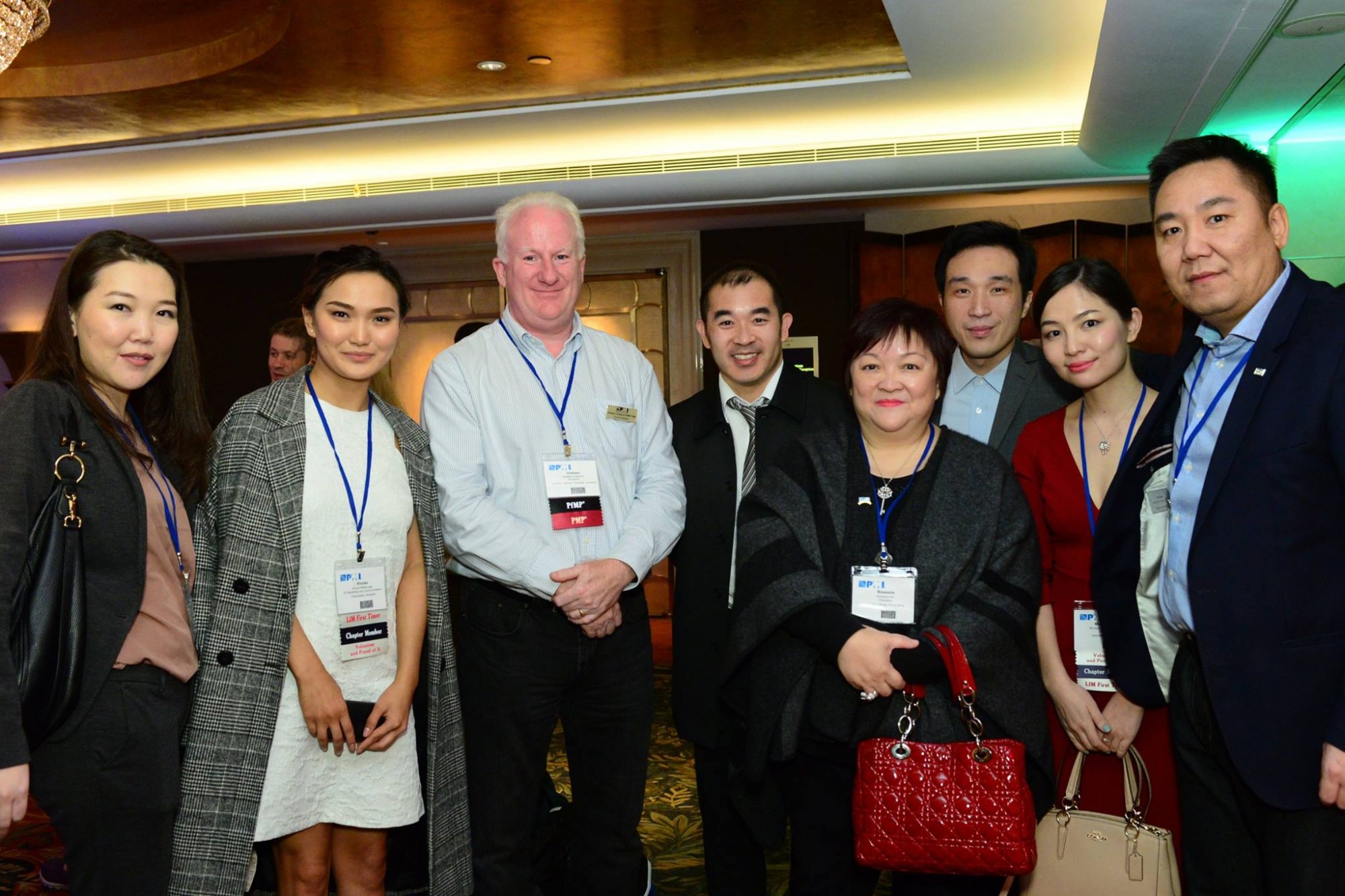 Хонг Конг-д зохион байгуулагдсан Ази Номхон далайн орнуудын Leadership Institute Meeting хурлын үеэр PMI байгууллагын Австрали, Хонг Конг Чаптерын УЗ-ийн гишүүд болон Монгол Чаптерын 2017 оны УЗ-ийн гишүүдийн хамт