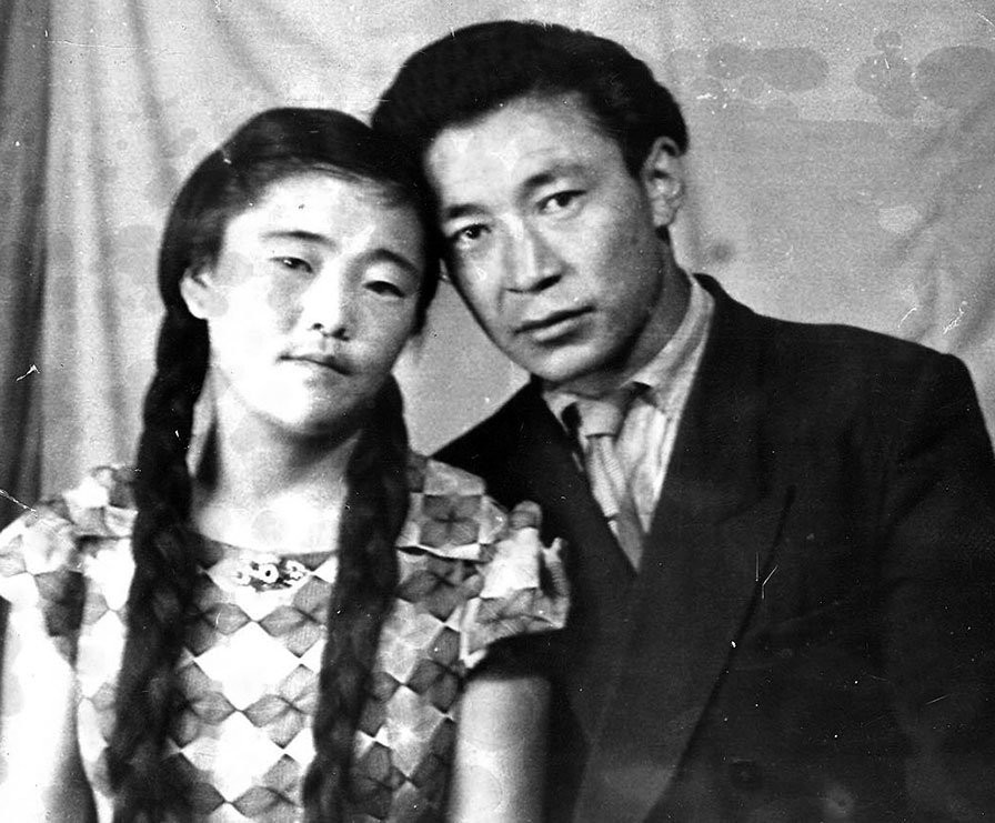 Аав С.Жамсранжав, ээж Д.Цэгмид.