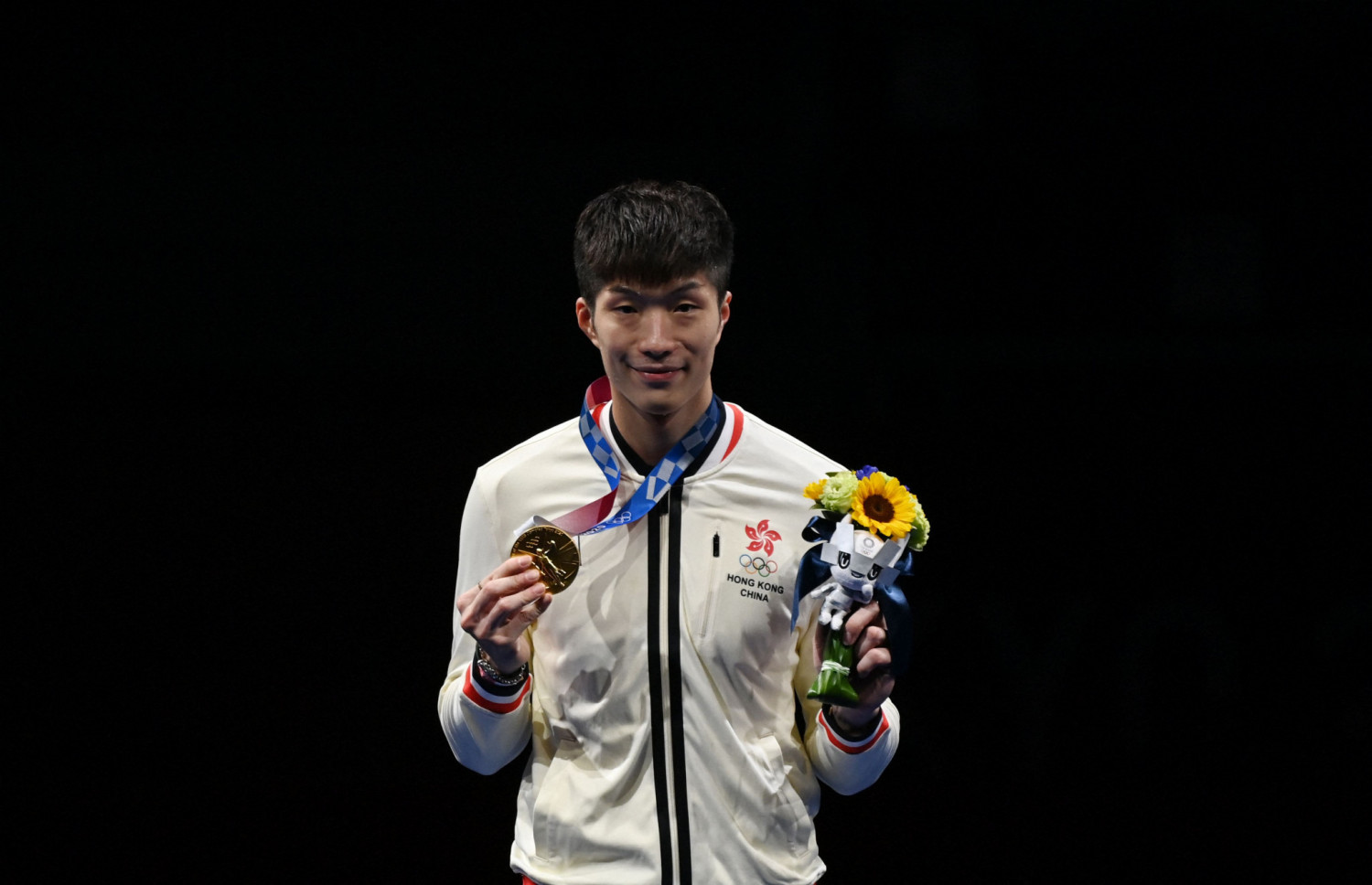 Туялзуур сэлэмний алтан медальт Чэун Ка Лон