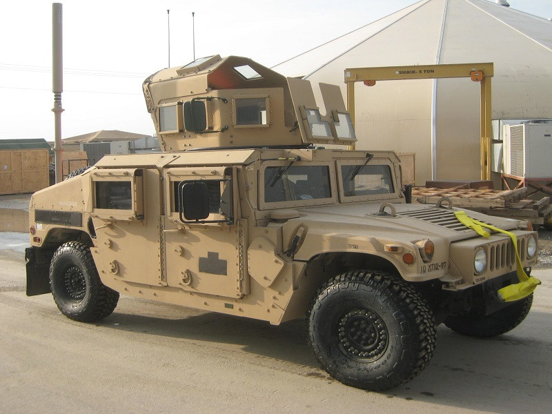 Humvee довтолгооны хуягт