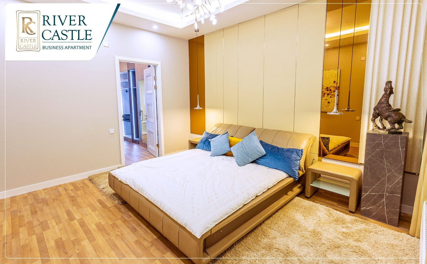 /Унтлагын өрөөндөө хувцасны шүүгээний хэсэгтэй/