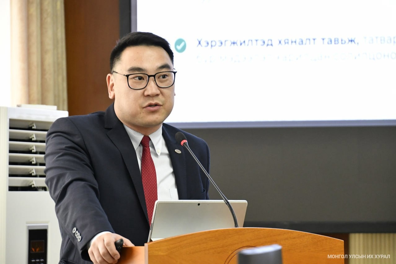 Сангийн яамны Татварын бодлогын газрын дарга Б.Тэмүүлэн 