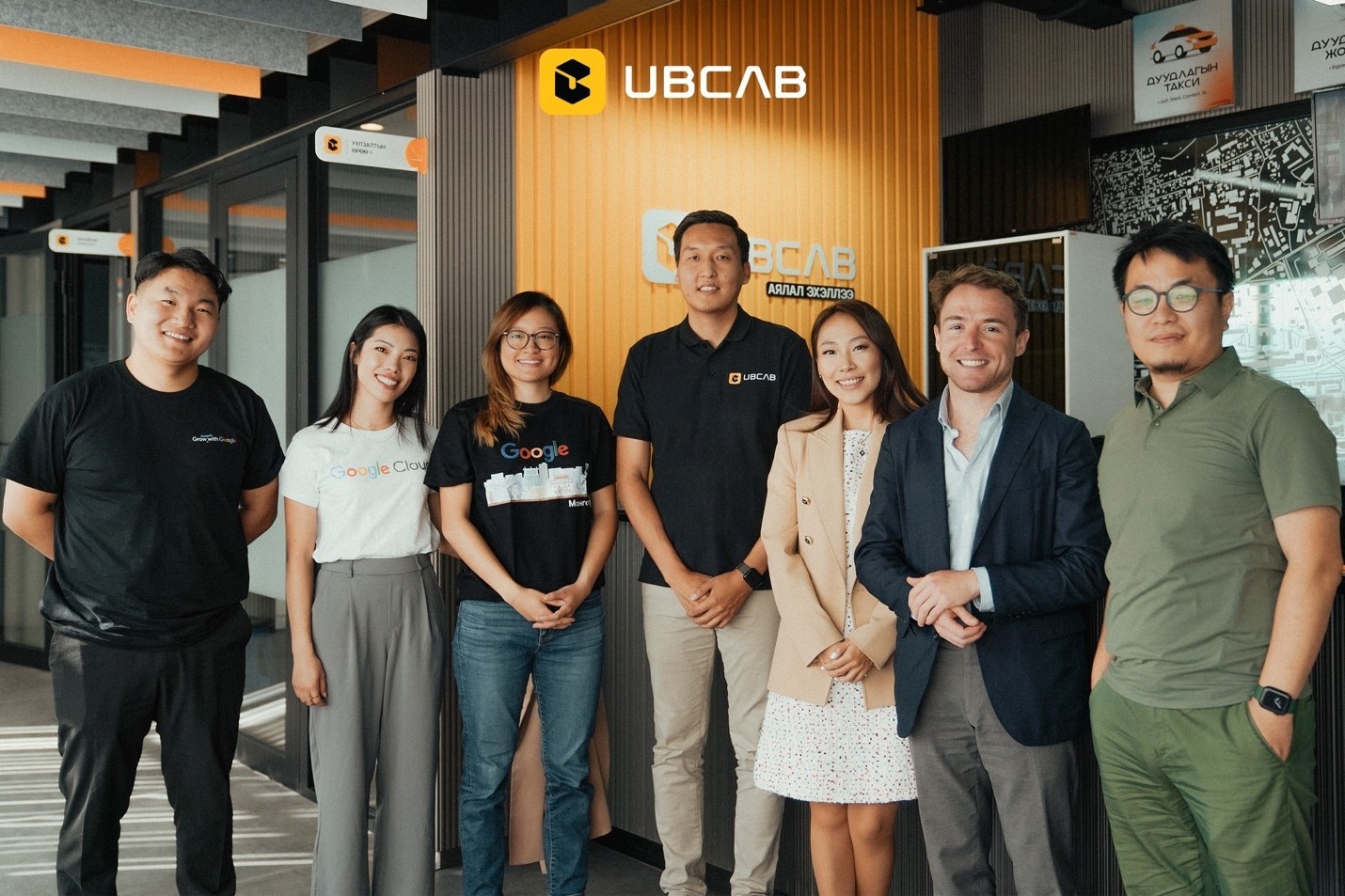 2024 оны 9-р сар. Google-ийн Азийн бүс хариуцсан удирдлагууд, UBCab-ын Гүйцэтгэх захирал О.Золбаяр, Үйл ажиллагаа хариуцсан захирал Э.Наранмөнх нарын хамт