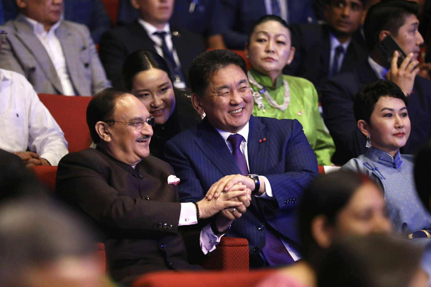 Шинэ Дели хотын “Бхарат Мандапа” (Pragati Maidan) цогцолборт болсон Үндэсний урлагийн их театрын “Монголын сайхан орон” урлагийн тоглолтын үеэр.