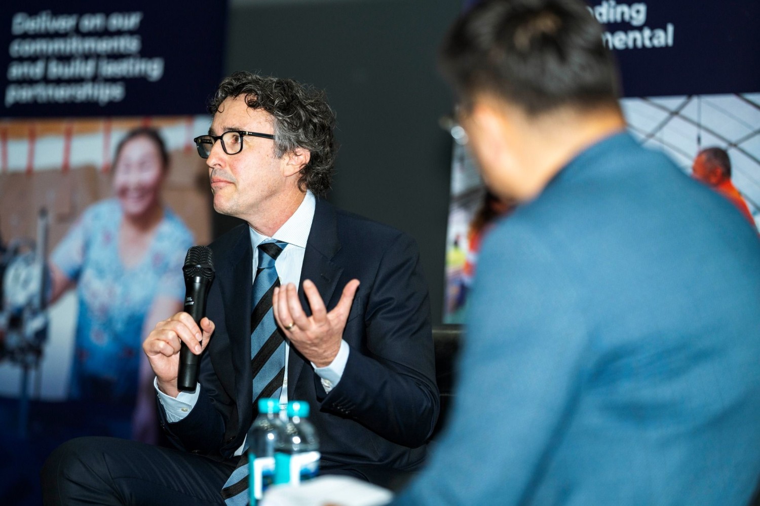 Рио Тинто компанийн гүйцэтгэх захирал Саймон Тротт