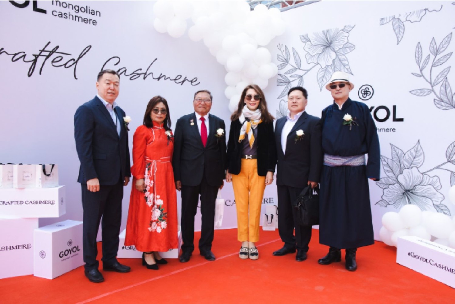 Гэрэл зургийг "Улзын арвин сүрэг" хоршооноос