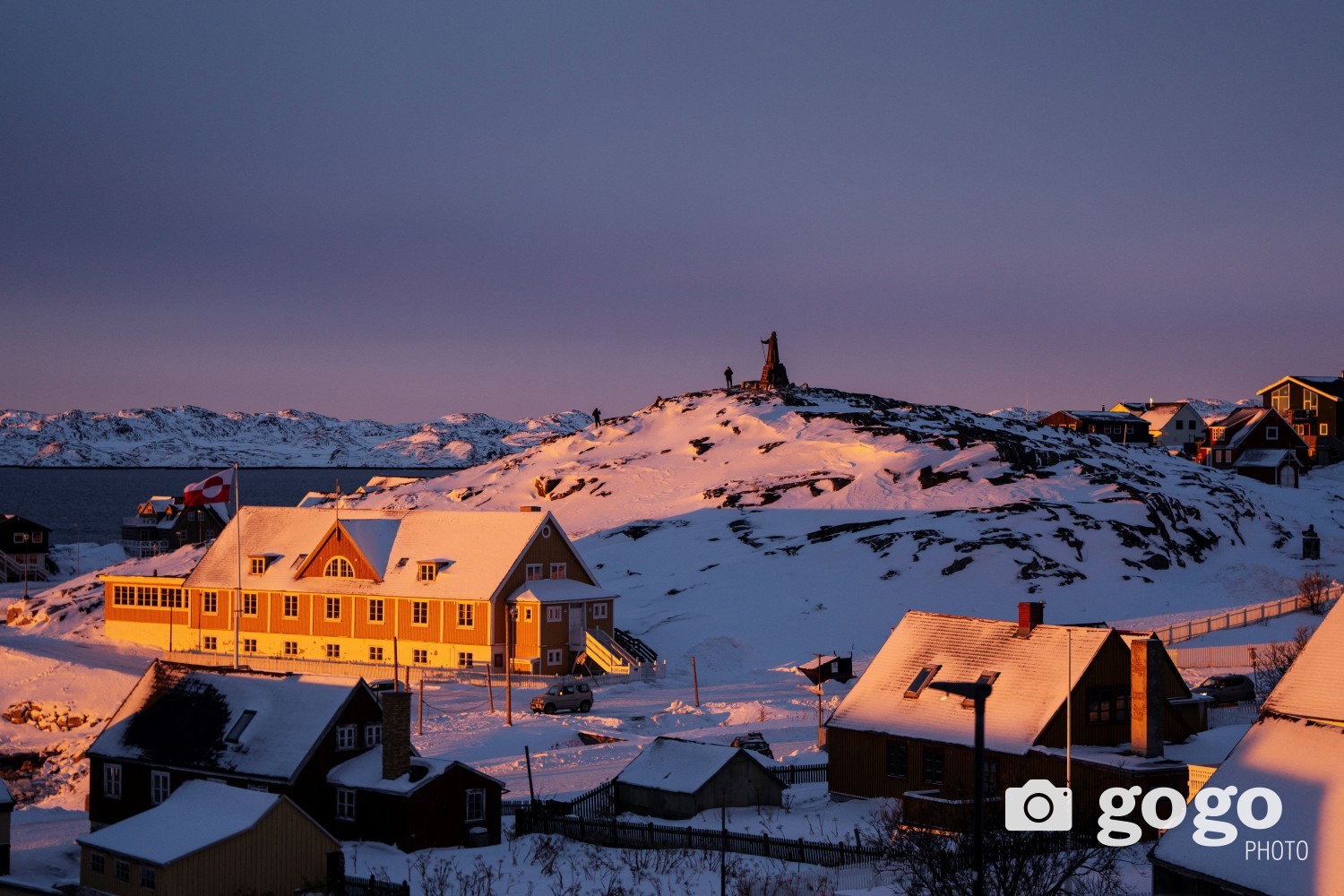 Ройтерс агентлагийн албан ёсны зөвшөөрөлтэй ашиглав.