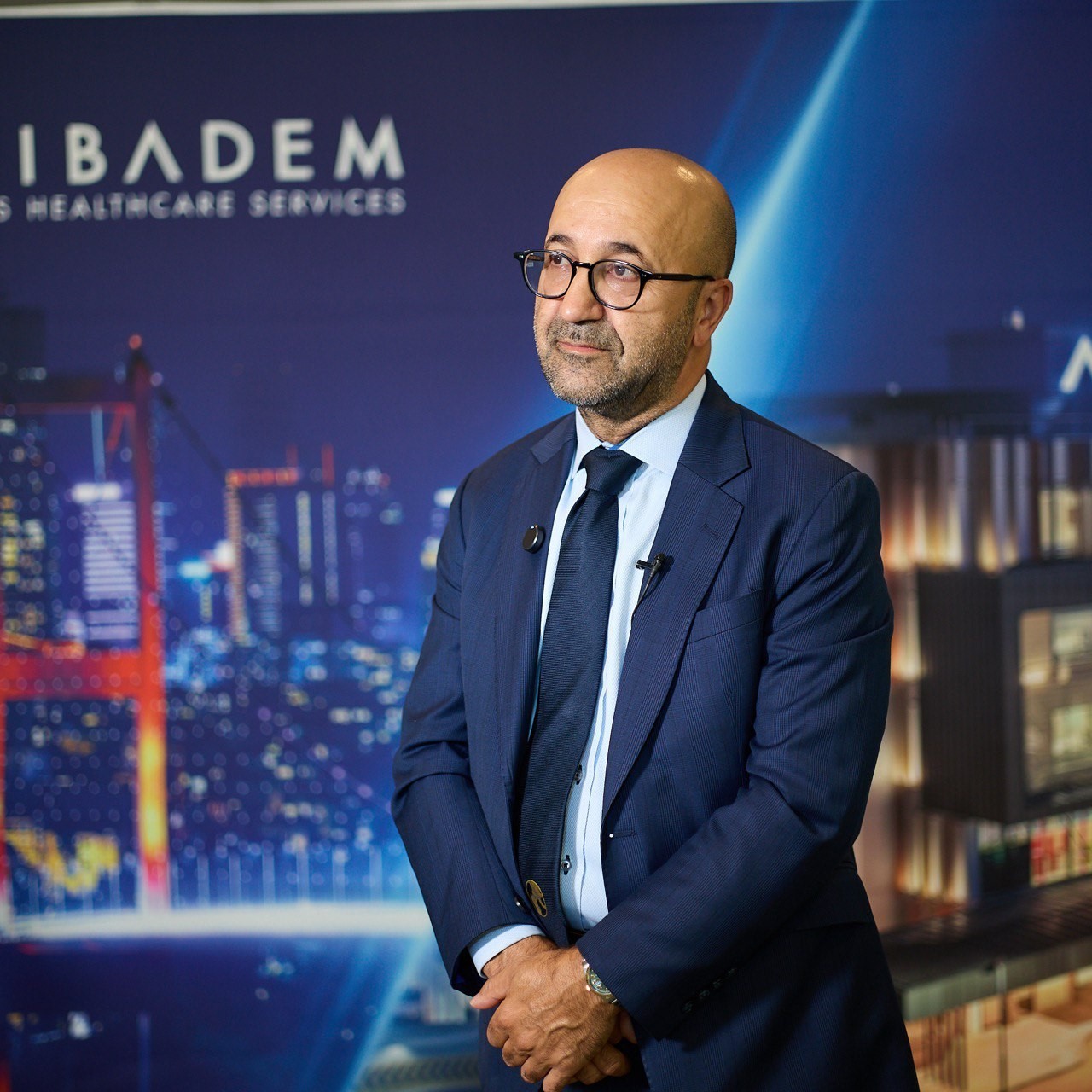 Проф. Др. Джавад Парвизи — Ортопеди ба гэмтэл судлал