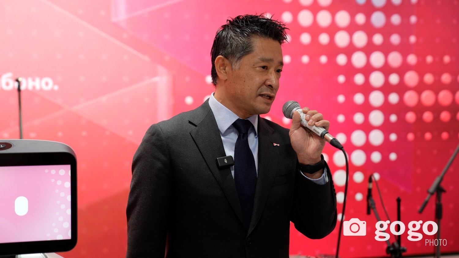 Мобиком Группийн Гүйцэтгэх захирлын орлогч Ясүхиро Очи