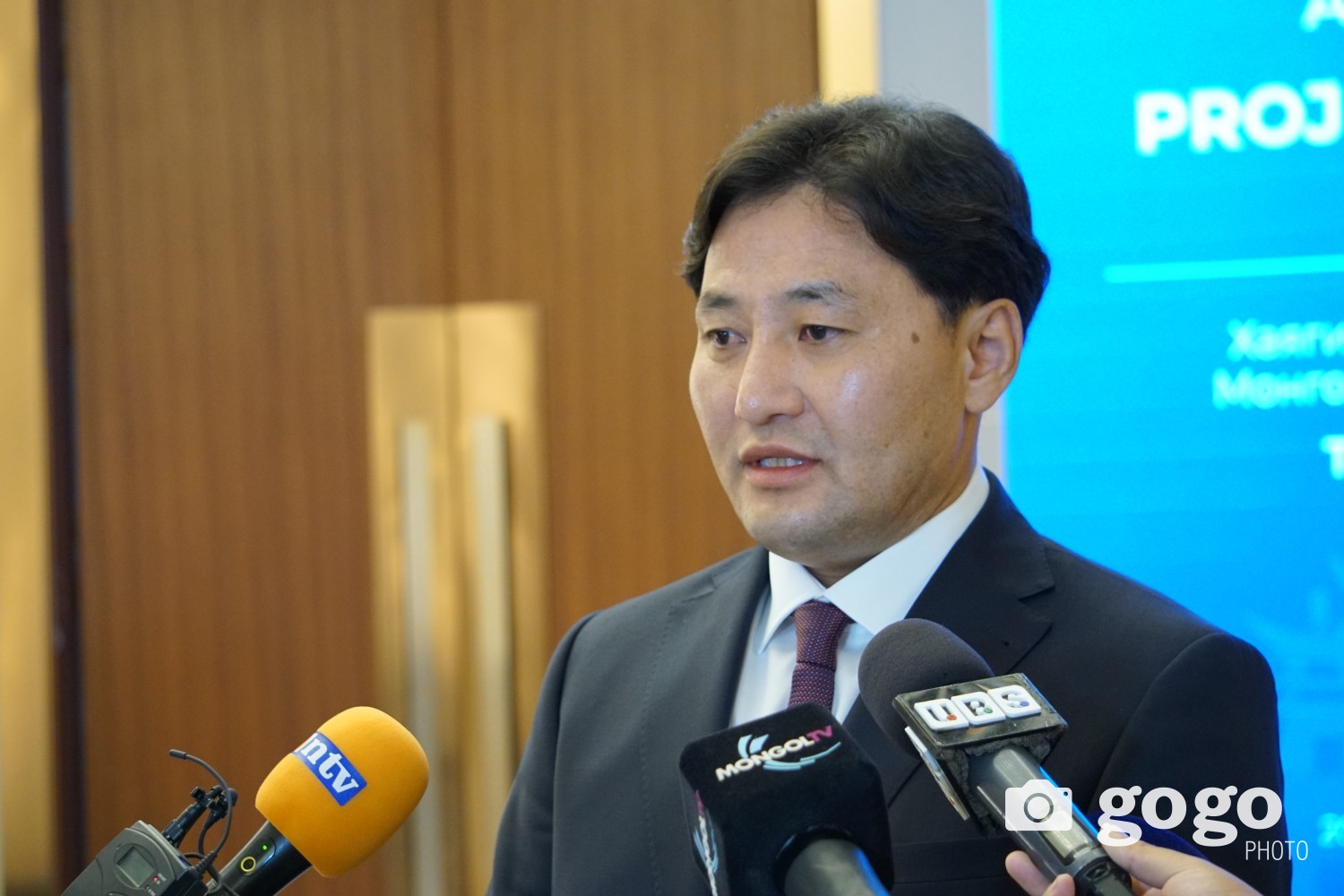 Газар зохион байгуулалт, геодези, зураг зүйн ерөнхий газрын дарга А.Энхманлай