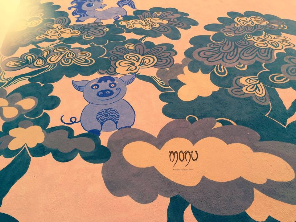 Залуус хүүхдүүдийн мэлмийг баясгах зураг зуржээ