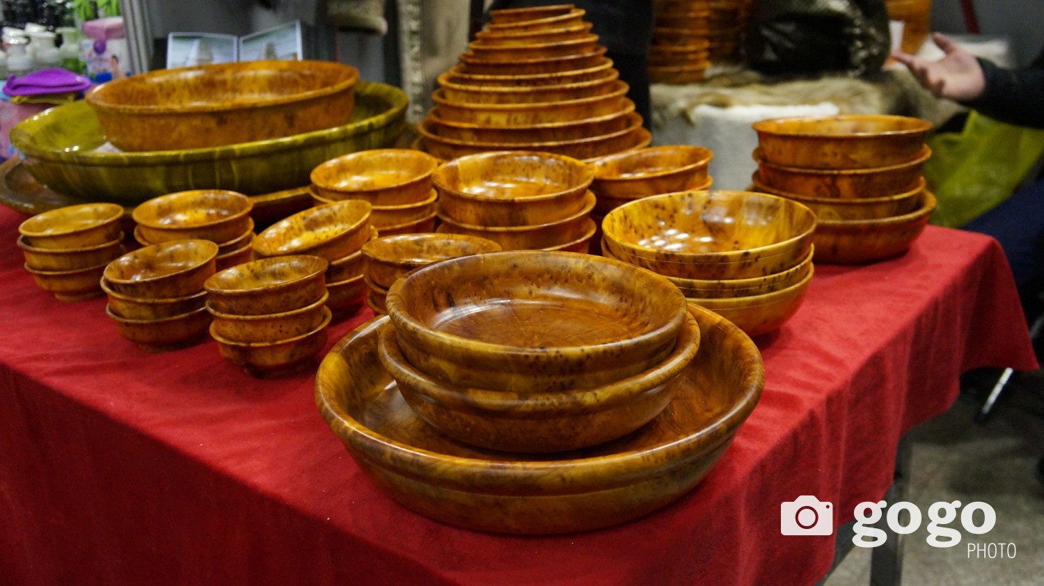 Plain wooden grail is ranging between MNT 30,000 - 3,000,000
