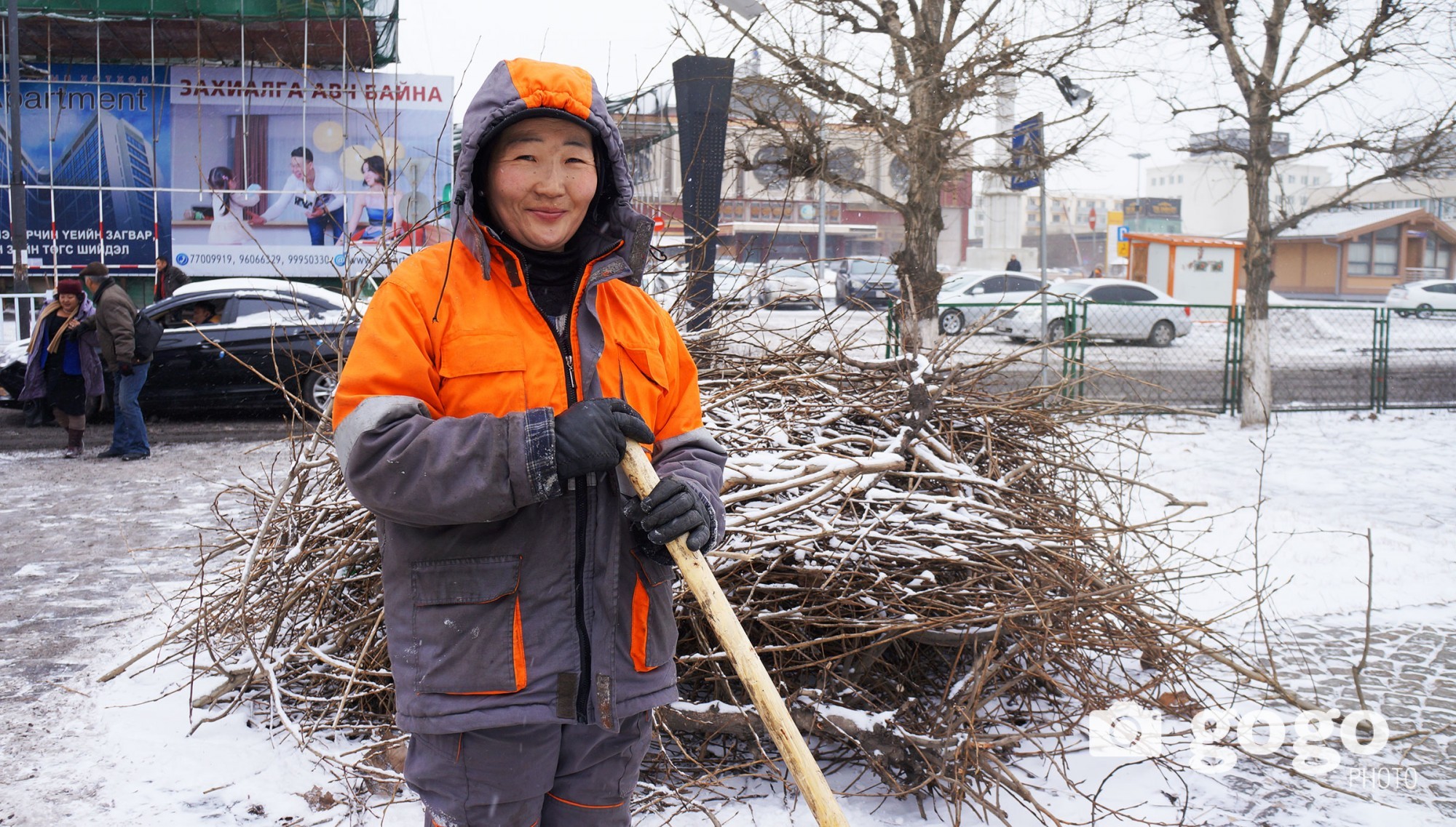 M.Altantuya works at City Landscaping company. She wants drivers to become more cultured and not to throw trashes through their windows to the lawn. 