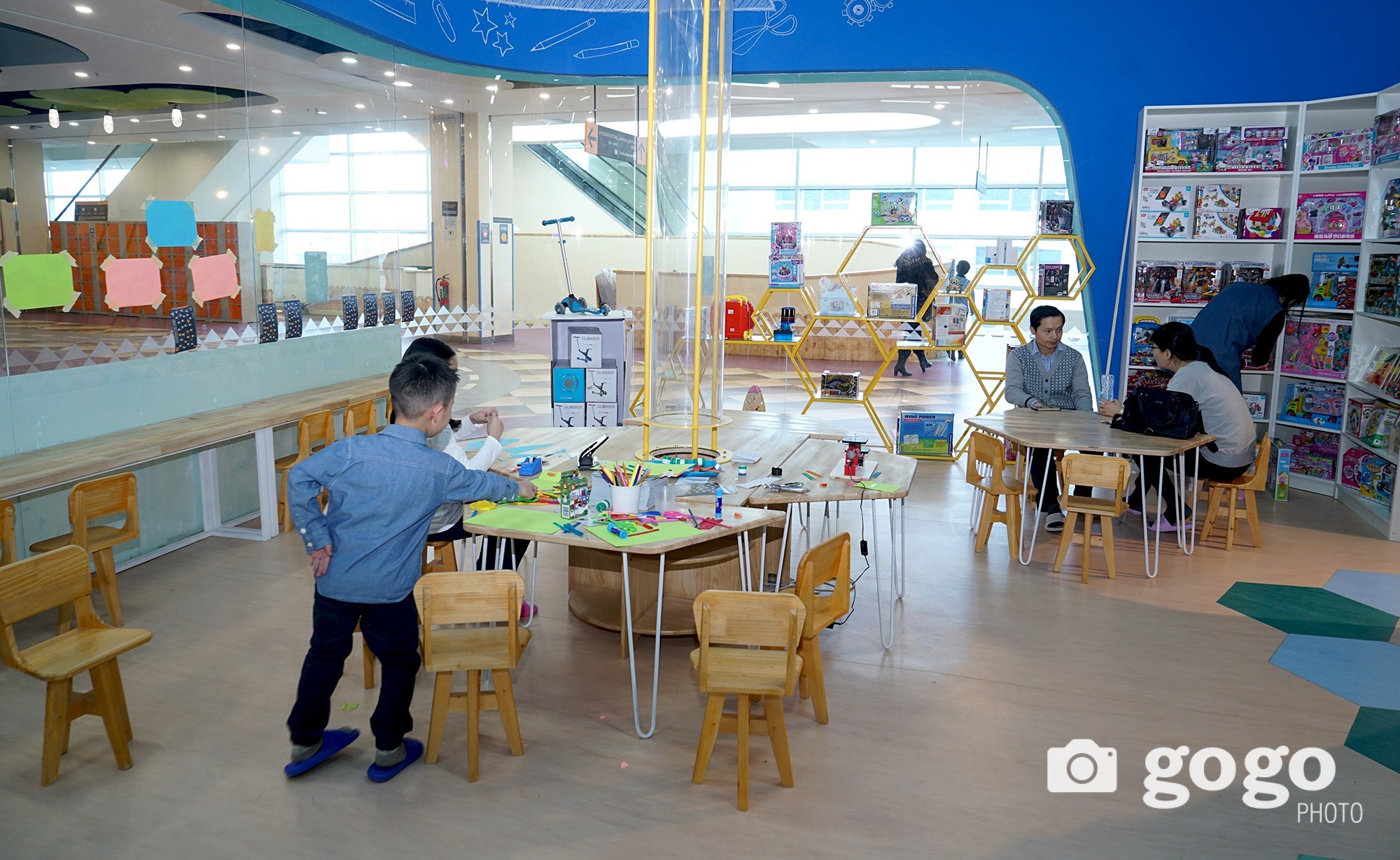 In workroom, children can create things with their parent and make unforgettable memories of their childhood. 