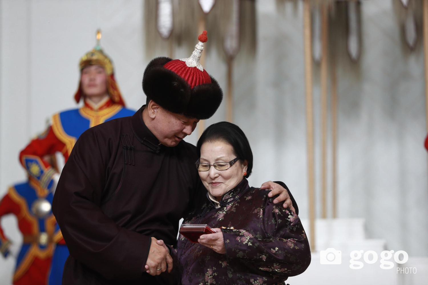 ФОТО: Төрийн дээд одон, медальтнууд