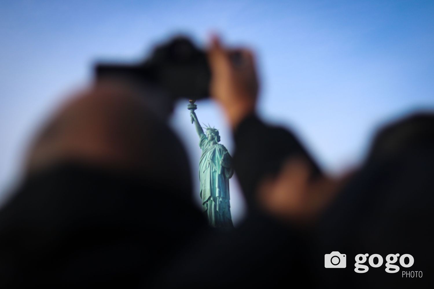 АНУ руу F, M ангиллын визээр суралцахаар явж буй оюутнуудаас визийн бонд шаардахгүй