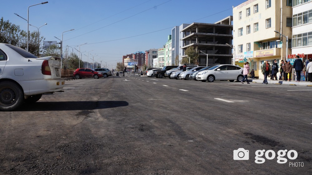 Гуравдугаар эмнэлгийн урдах машины зогсоол ашиглалтад орлоо