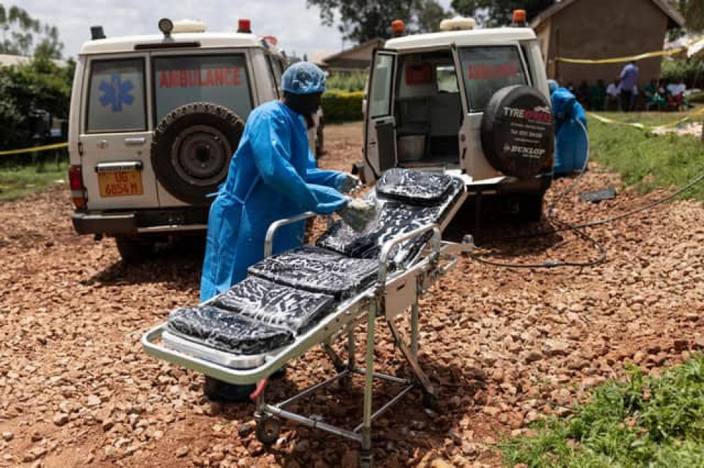Эбола вирусийн тархалт нэмэгдсэнтэй холбоотойгоор Уганда улс хөл хорио тогтоов